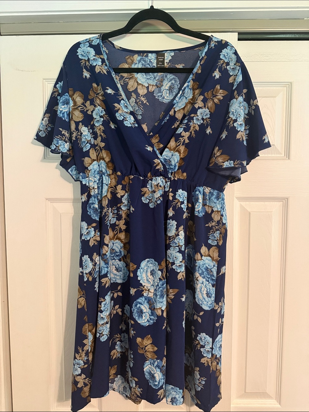 SHEIN Navy Blue Floral Wrap-Front Midi Dress